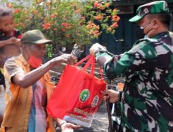 Keceriaan dan Kegembiraan Warga Tanjungpinang Saat Terima Bantuan Paket Sembako Dari Dandim 0315/Bintan