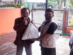 Bermodalkan Urunan Aliansi Ormas Bekasi Berikan 200 Paket Sembako