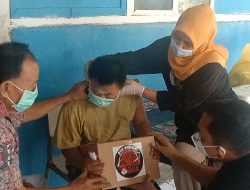 Ratusan Orang Dalam Gejala Dan Penyandang Desabilitas Kecamatan Sukatani Di Vaksin