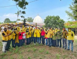 Plt Ketua DPD Golkar Kabupaten Bekasi Lakukan Silaturahmi dan Meninjau Vaksinasi Masal