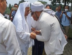 Habib Abu Djibril Basyaiban,  Pembina Pesantren RI.” Boarding School Bukanlah Pesantren”