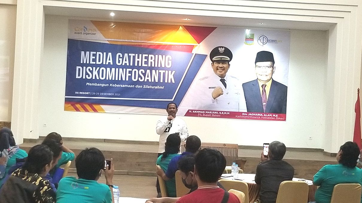 Plt Bupati Bekasi Akhmad Marjuki : Kalau Ada Pejabat Sulit Ditemui, Laporkan, Saya Pindahkan ke Papua