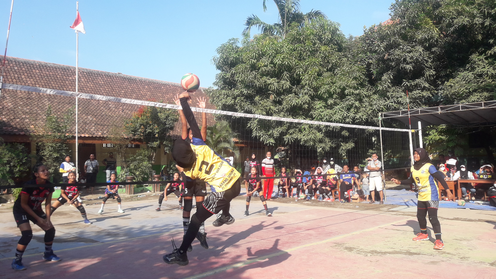 Hasil Final Turnament Bola Voli Mekar Indah Cup I 2022: Tim Putri Katar Sukadanau Raih Juara Pertama Usai Taklukkan Angksa Volley Ball Club