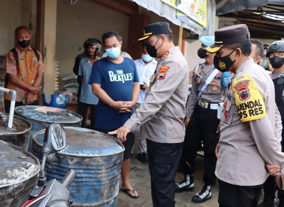 Kapolres Pekalongan Pastikan Ketersediaan Minyak Goreng Di Wilayah Kabupaten Pekalongan Aman