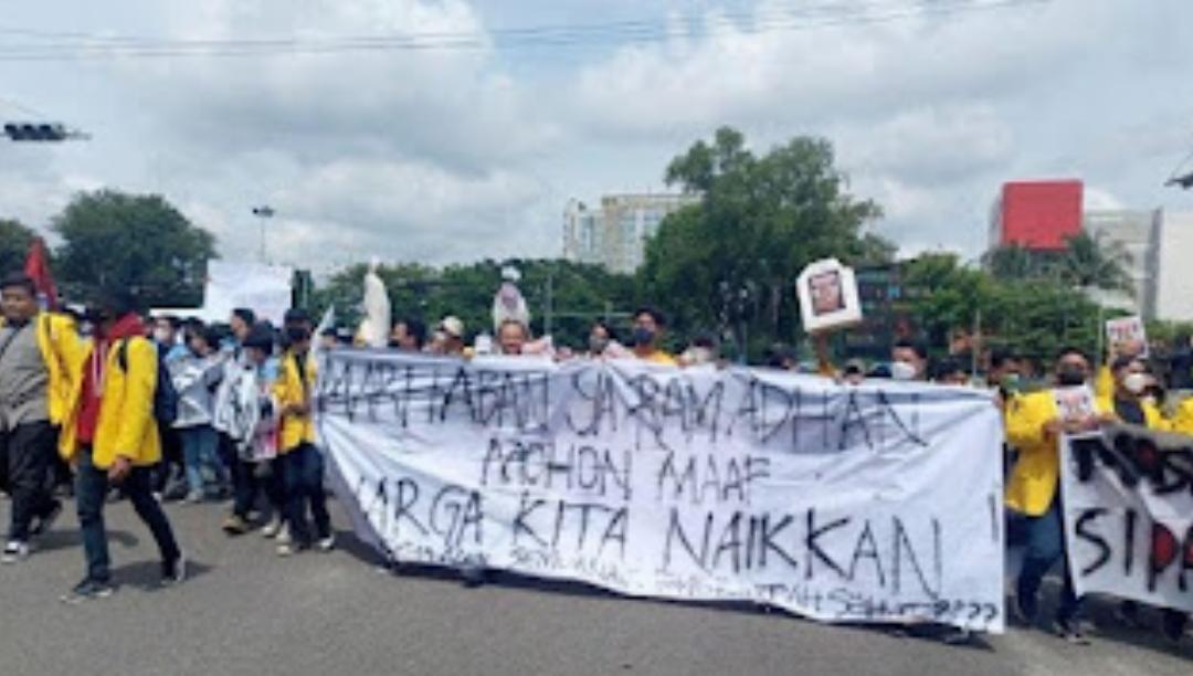 Mahasiswa Mengadakan Demo, Menolak Jabatan Presiden Tiga priode