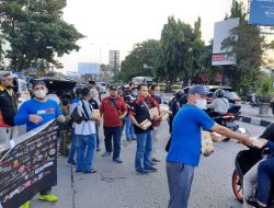 Bekray Car Community Bersama Komunitas Club’ Mobil Se-bekasi Berbagi Takjil Dan Donor Darah Tergabung Dalam Paguyuban IAS Bekasi Raya,