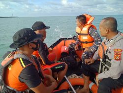 Kerahkan Rubber Boat, Satpolairud Polres Aceh Timur, Bantu Mencari Dua Nelayan Julok Yang Hilang