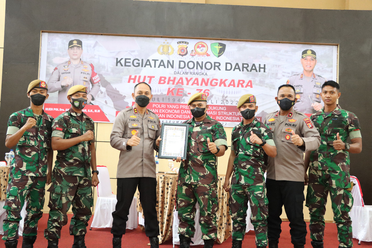 Dalam Rangka HUT Bhayangkara ke 76, Polres Lhokseumawe Gelar Bakti Sosial Donor Darah