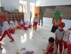 Peduli Kesehatan Dan Pendidikan, Babinsa Koramil Tipe B 0808/12 Wlingi Pantau PTM Di Wilayah Binaannya