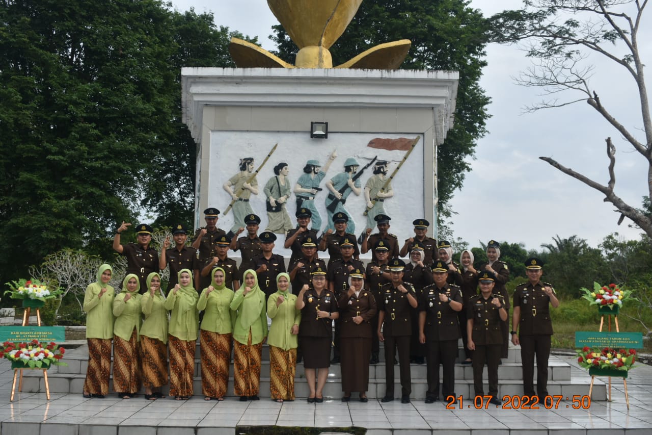 Ziarah DiMakam Pahlawan Patriot Bangko dalam Rangka Hari Bhakti  Adhyaksa ke-62