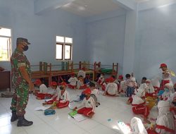 Peduli Pendidikan Dan Kesehatan, Babinsa Koramil Tipe B 0808/12 Wlingi Pantau Kegiatan PTM Di Wilayah Binaannya