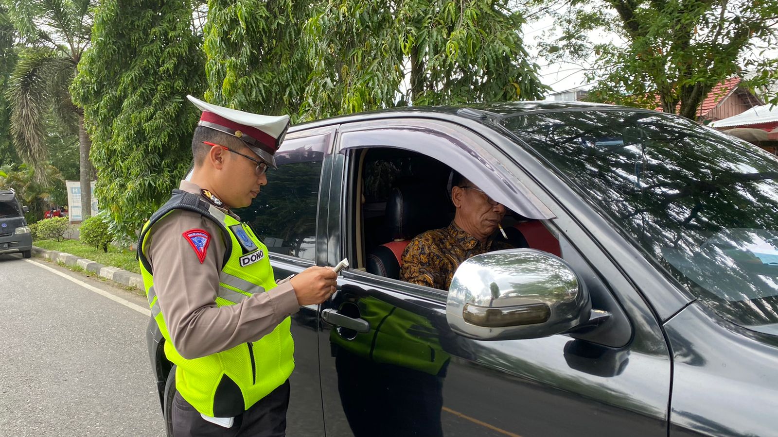 Satlantas Polres Merangin Backup Pemeriksaan Pajak Kendaraan Bermotor.