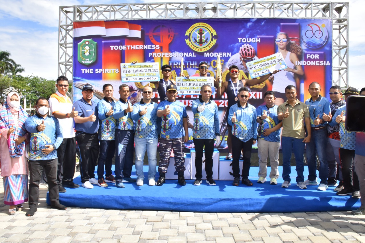 Meriahkan HUT Ke-7 Lantamal XII Gelar Lomba Triathlon Open Di Pontianak