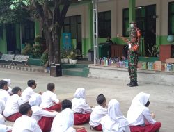 Wasbang Sejak Dini di Berikan Babinsa Koramil 03/ Pasar Rebo Kepada Siswa SD Kartika VIII Gedong