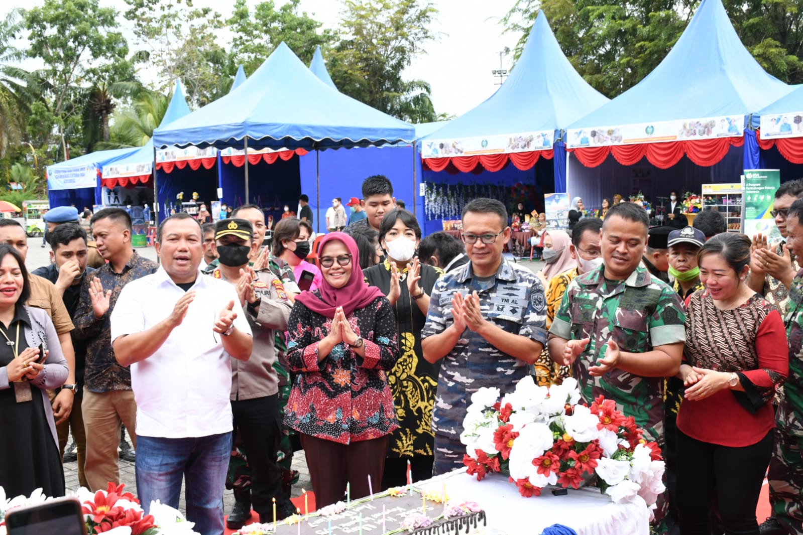 Sangat Berkesan UMKM Kopek Gadapang Lanal Sibolga Diaprediasi Oleh Walikota Sibolga