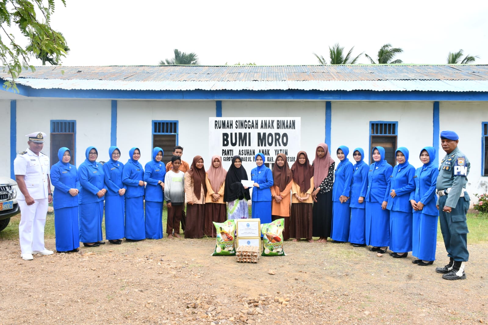 Sambut HUT Ke-76, Jalasenastri Cabang 3 Korcab I DJA I Laksanakan Ziarah Ke Taman Makam Pahlawan dan Kunjungan Ke Rumah Singgah Anak Binaan Bumi Moro Panti Asuhan Anak Yatim