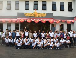 Dalam Rangka HUT Kemerdekaan RI Ke-77 Lanal Bandung Gelar Olahraga Bersama Dan Lomba Lomba Antar Prajurit Dan PNS Serta Jalasenastri