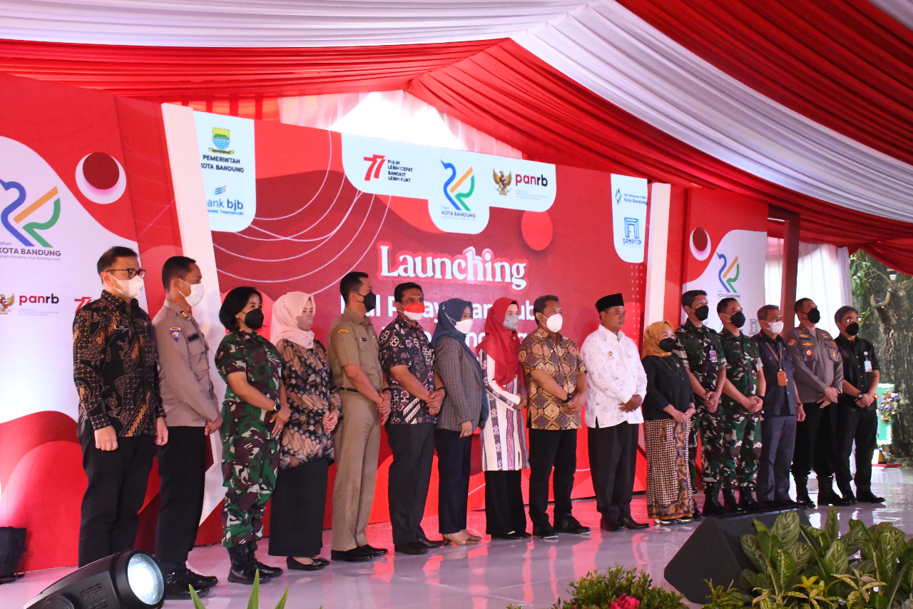 Komandan Lanal Bandung Hadiri Grand Launching Mal Pelayanan Publik Tingkat Kota Bandung