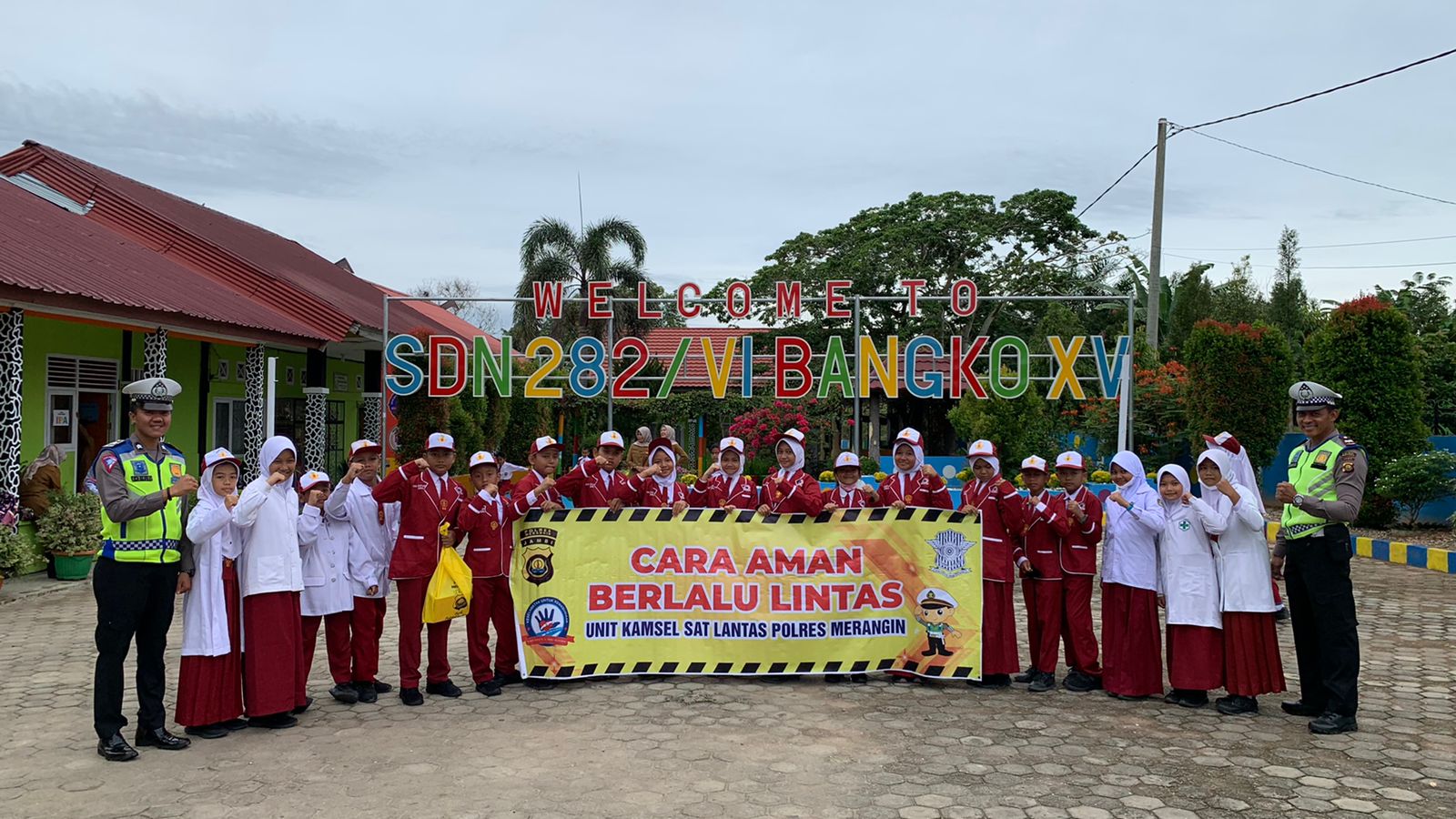 Cara Aman ke Sekolah, Unit Kamsel Laksanakan Kegiatan Himbauan di SDN 282/VI BANGKO.