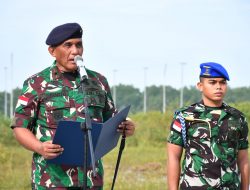 Komandan Lantamal XII Pimpin Upacara Bendera dan Laksanakan Jam Komandan