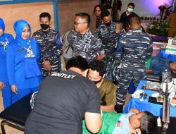 Sambut HUT Ke-77 TNI AL Lanal Tarempa Laksanakan Khitan Massal dan Pengobatan Gigi Gratis Bagi Masyarakat Anambas