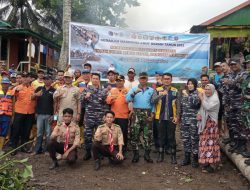 Pangkalan TNI AL Palembang Gelar Gerakan Nasional Laut Bersih Sebagai Rangkaian Dalam Peringatan HUT TNI AL ke 77 Tahun 2022