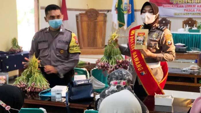 Kisah Bripka Sandi-Aipda Yuniar, Anggota Polri yang Berkontribusi untuk Pendidikan dan UMKM Indonesia