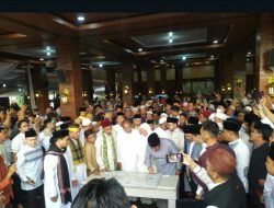 Danlanal Palembang Hadiri Acara Peresmian Masjid Sopiah dan Tausiyah Bersama Ustadz Prof. H. Abdul Somad., LcD, D.E.S.A., Ph.D.