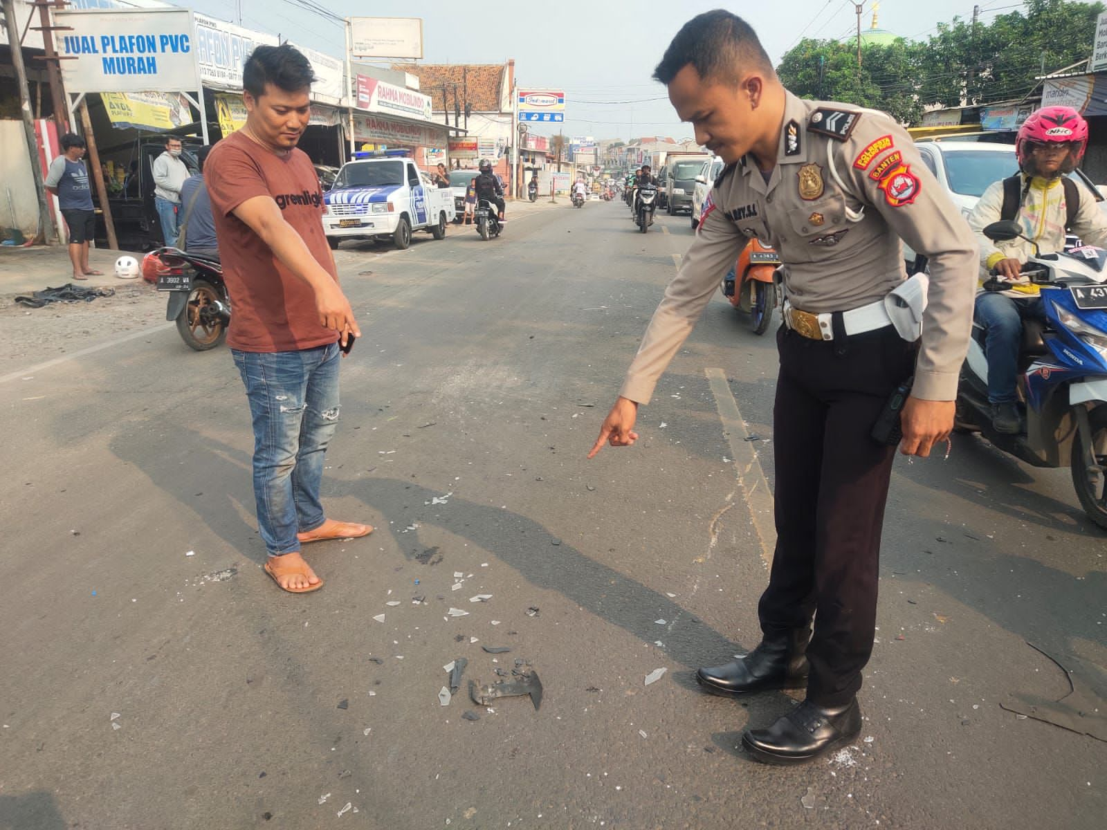 Ceroboh Saat Menyalip, Dua Pengendara Motor Alami Kecelakaan, Kasat Lantas Polres Serang Kota Jelaskan Kronologisnya