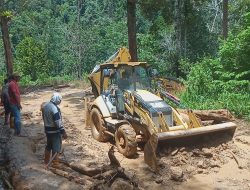 Macet 5 Km,Lonsor Terurai,Jajaran Polres Merangin Laksanakan Evakuasi di Birun