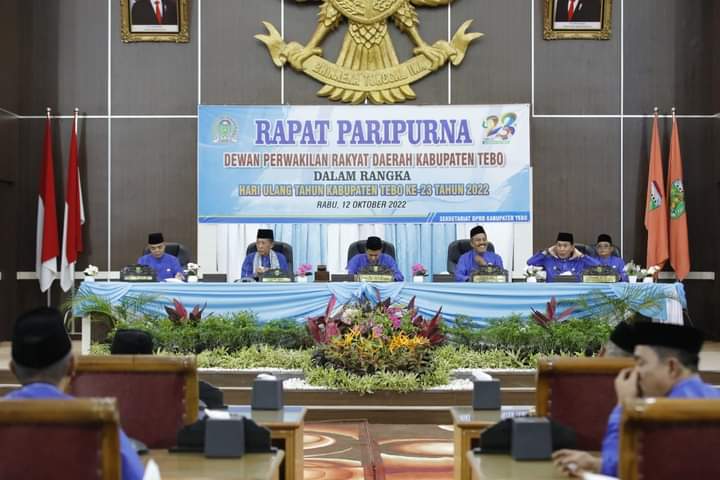 Pj.Bupati Tebo H.Aspan ST Mengikuti Rapat Paripurna DPRD Kabupaten Tebo Dalam Rangka Ulang Tahun Kabupaten Tebo YanG Ke  23