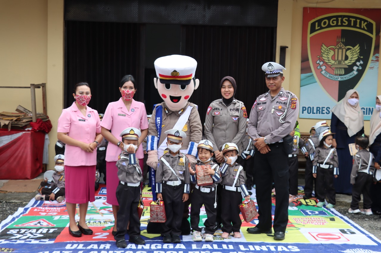 Polisi Sahabat Anak diPolres Merangin,Kenalkan alat Dalmas serta Fungsinya.