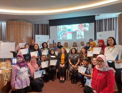 Komandan Lanal Bandung Bertindak Sebagai Narasumber Women in Leadership in the Security Sector Short Course