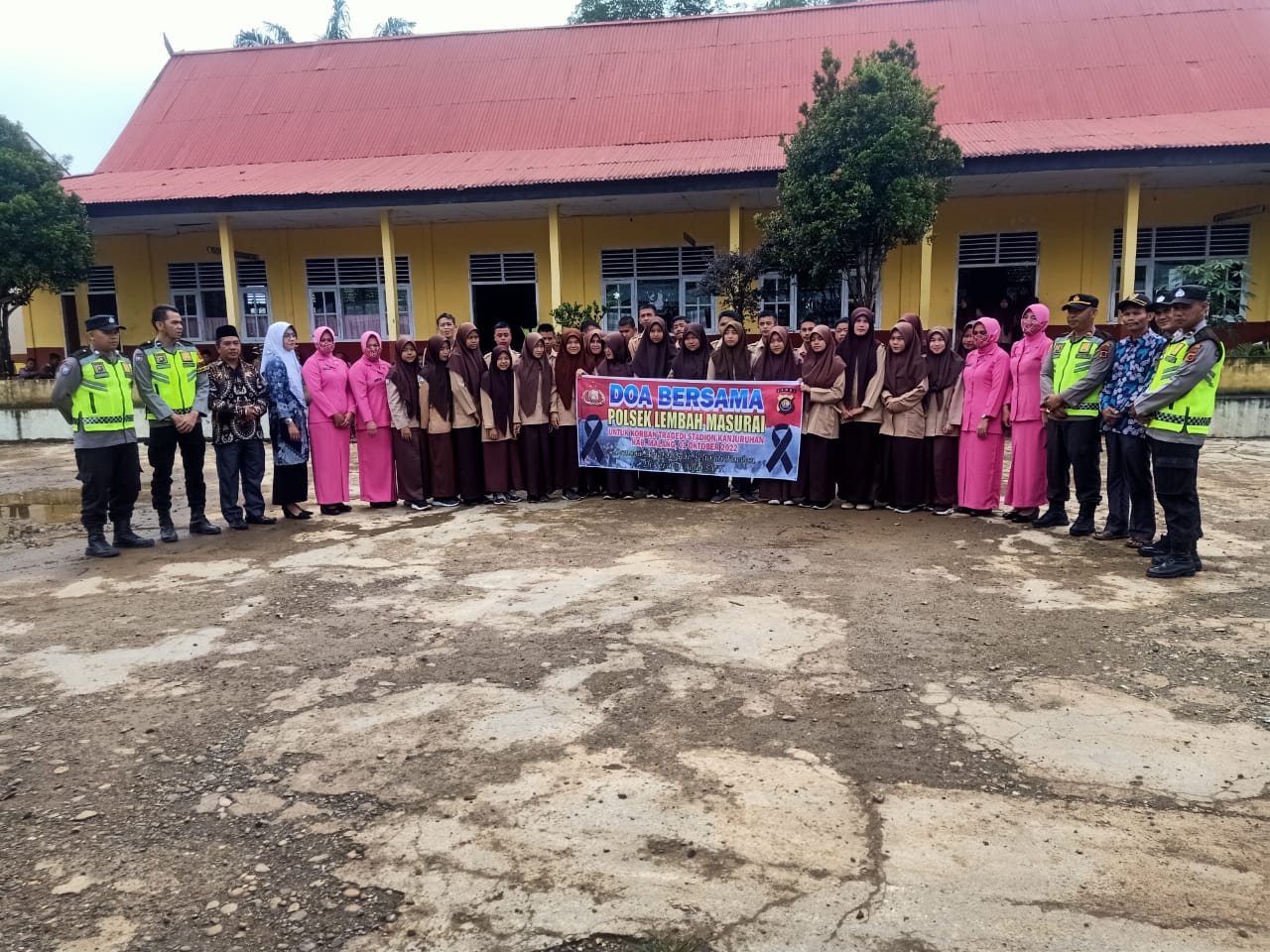 Polsek Lembah Masurai, Laksanakan Do’a Bersama SMAN-14 Merangin.