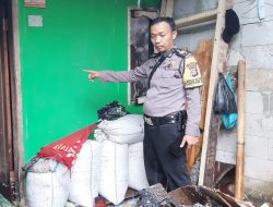 Gerak Cepat Polsek Padarincang  Polres Serang Kota Bantu Evakuasi Kebakaran Rumah