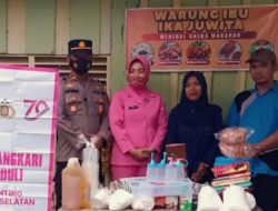 Giat Sosial Peringati Hari Kesatuan Gerak Bhayangkari, penyerahan paket sembangko dan Modal Usaha Warung Pada Warga Kurang Mampu