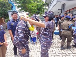 Komandan Pangkalan TNI AL Bandung Sambut Kedatangan Tim Ekspedisi Maritim