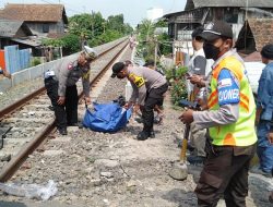 Satu Pengemudi Motor Tewas Tertabrak Kereta Api, Kasat Lantas Polres Cilegon Jelaskan Kronologisnya