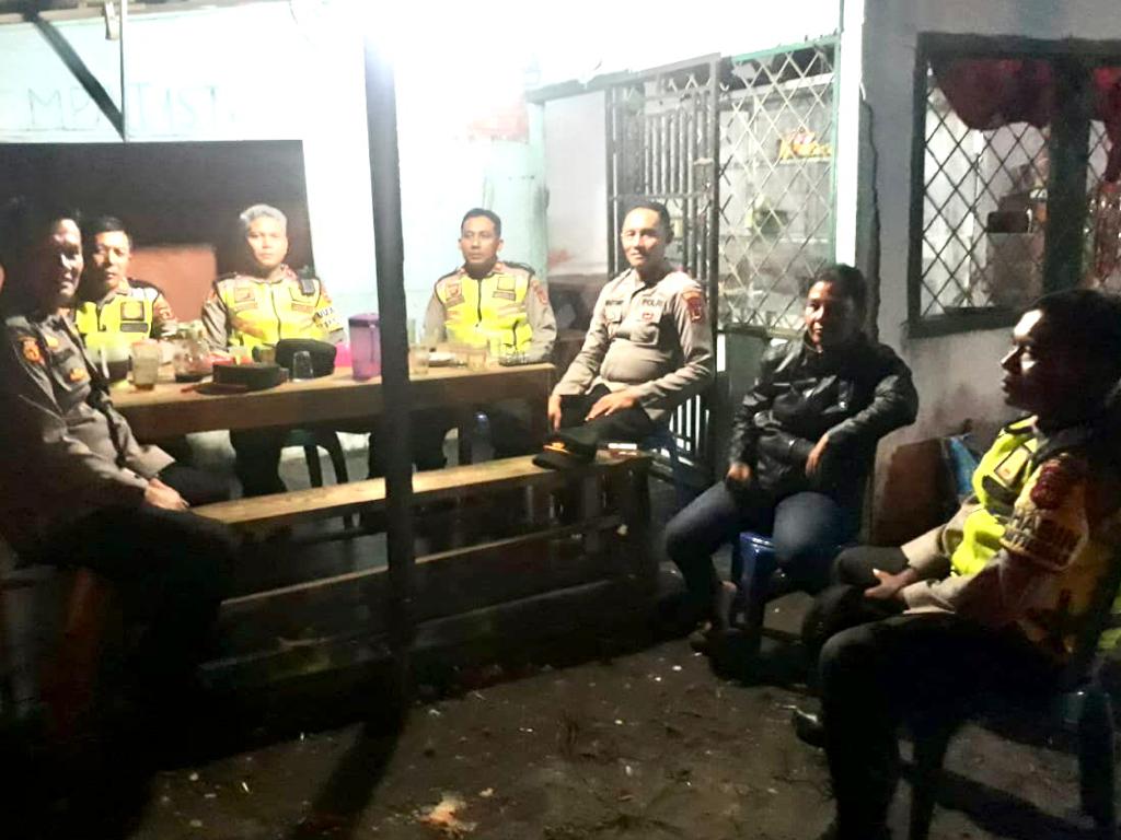 Laksanakan Intruksi Pemerintah Daerah, Polres Sarolangun Stop Armada Pengangkutan Batubara ke Jambi di Pos Penyekatan Mandiangin – Muara Tembesi Hingga Macet Teratasi