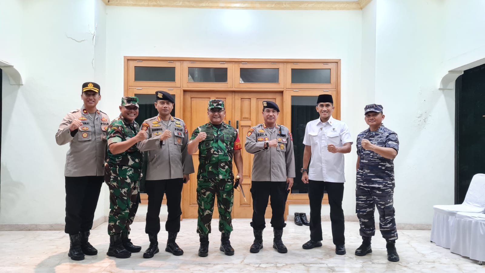 Dirpamobvit Polda Banten Lakukan Pengamanan Kunjungan Wakil Presiden RI Ke Ponpes An- Nawawi Tanara