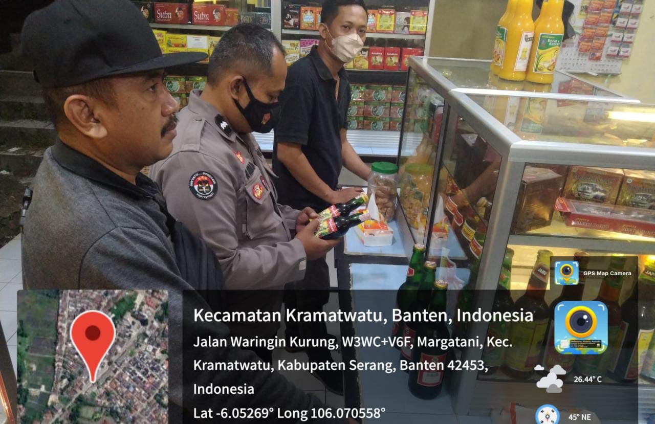 Polsek Kramatwatu Polresta Serang Kota Lakukan Razia Miras di Warung Jamu