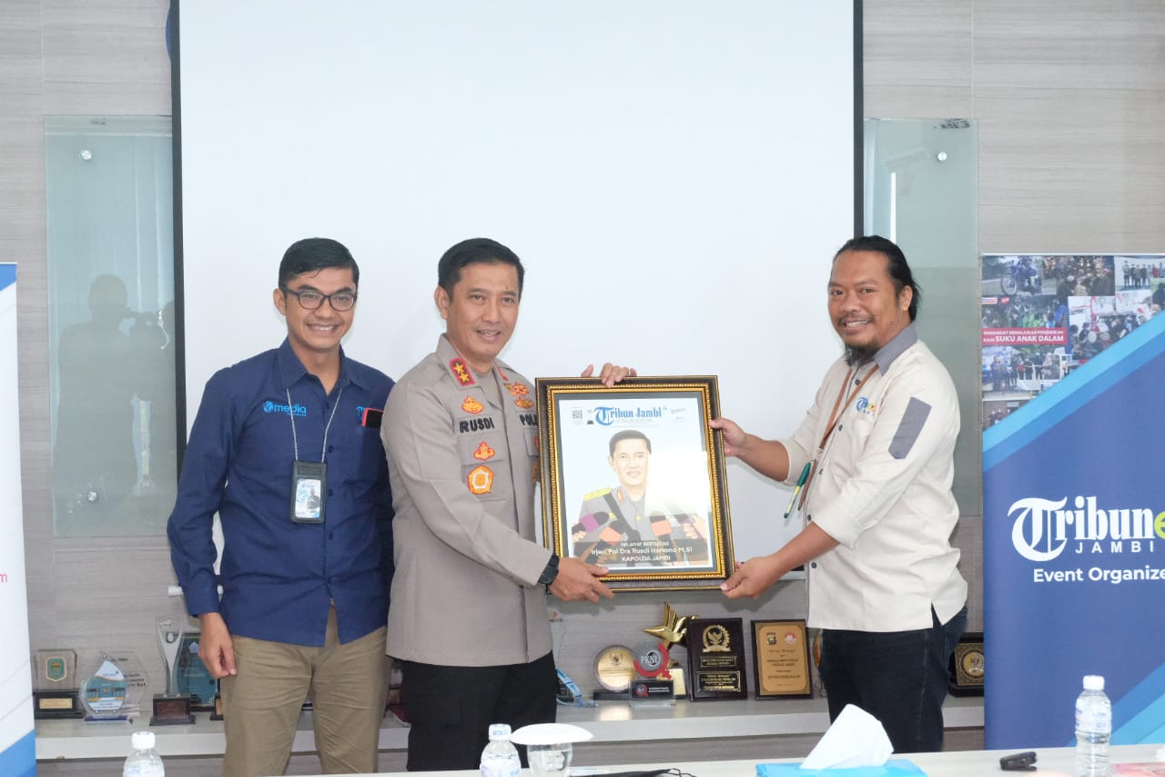 Kapolda menjalin keakraban dengan Kepala dan Pimpinan Redaksi media massa