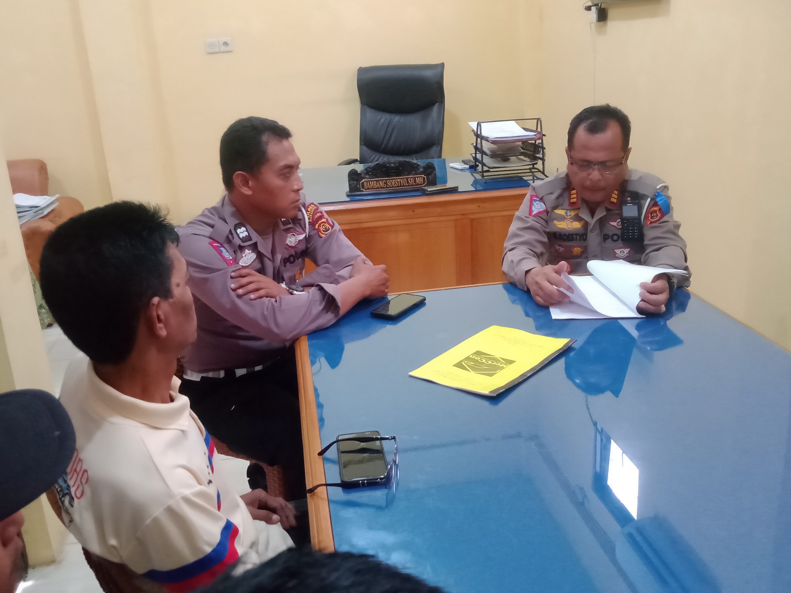 Akp. Bambang Soestyo. SH.MH. Terima Kunjungan Panitia Kontes Mobil Sumatera Open di Merangin.