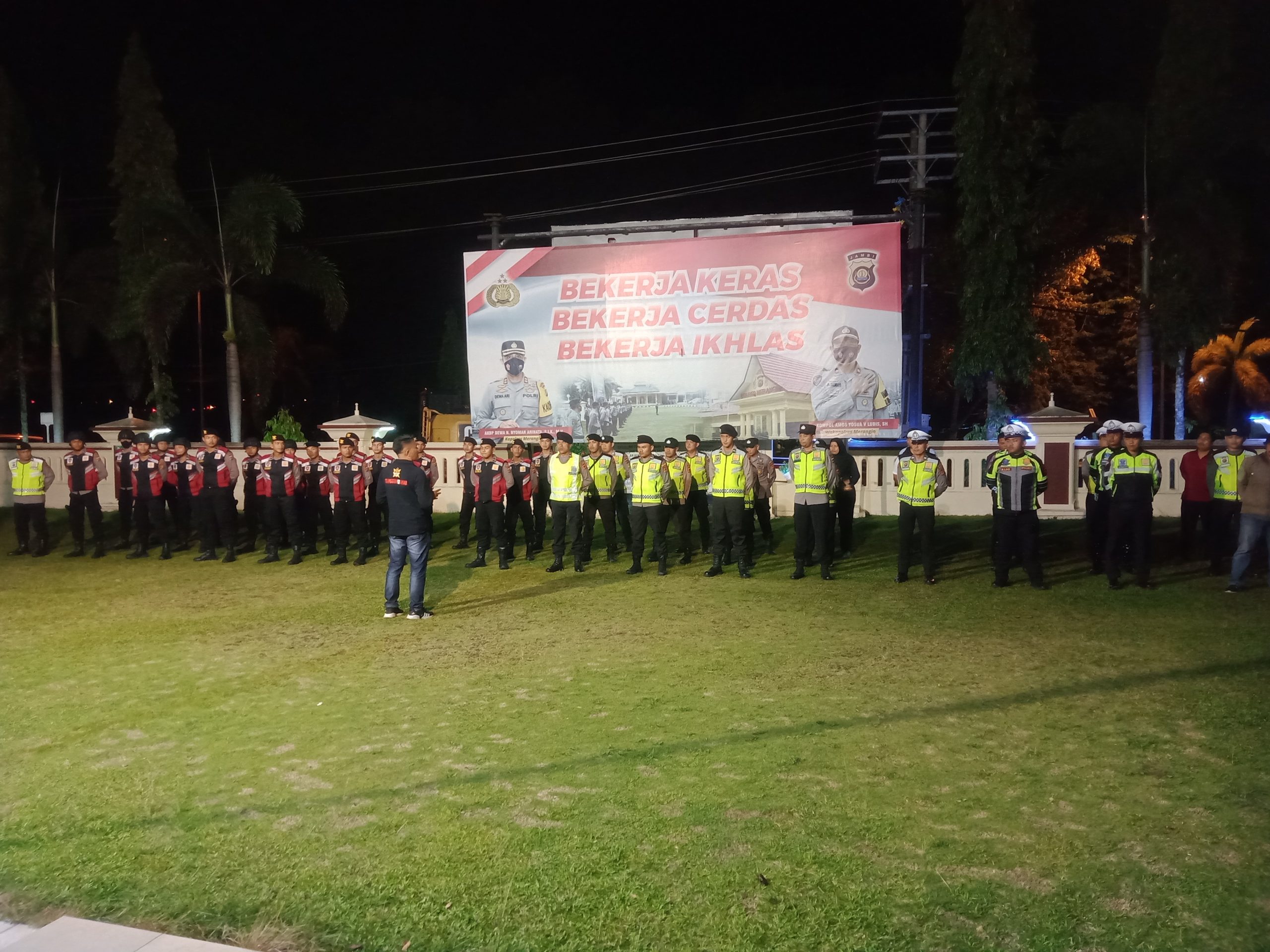 Kapolres,Berikan Kenyamanan dan Pelayanan pada Masyarakat dengan Humanis dan Laksanakan Kegiatan Pengamanan