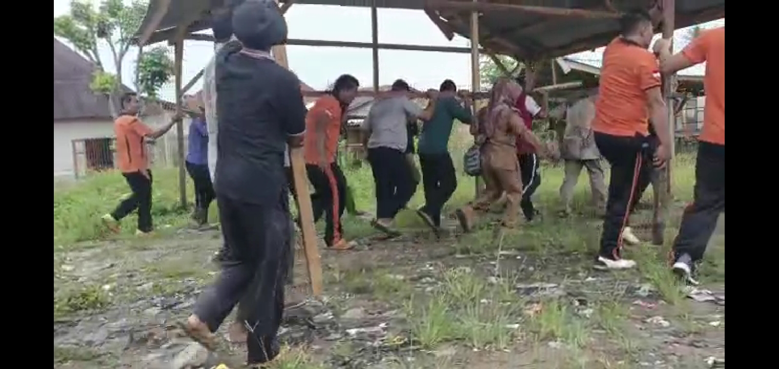 Polsek Tabir laksanakan Gotong Royong Bersama Anggota Koramil,Kelurahan dan Masyarakat Rantau Panjang.