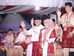 Pj Bupati  Tebo H.Aspan Beserta Istri Menghadiri  Pembukaan Musabaka Tilawatil Qur’an Ke 51 Tingkat Propinsi Jambi Di Kota Sungai Penuh