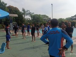 Tingkatkan kemampuan Berenang Personel Ditpolairud Polda Banten Melaksanakan Kegiatan Latihan Renang