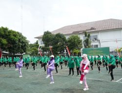 Persit Koorcabrem 064 PD III/ Siliwangi Olah Raga Bersama Dilanjutkan Jumat Berkah