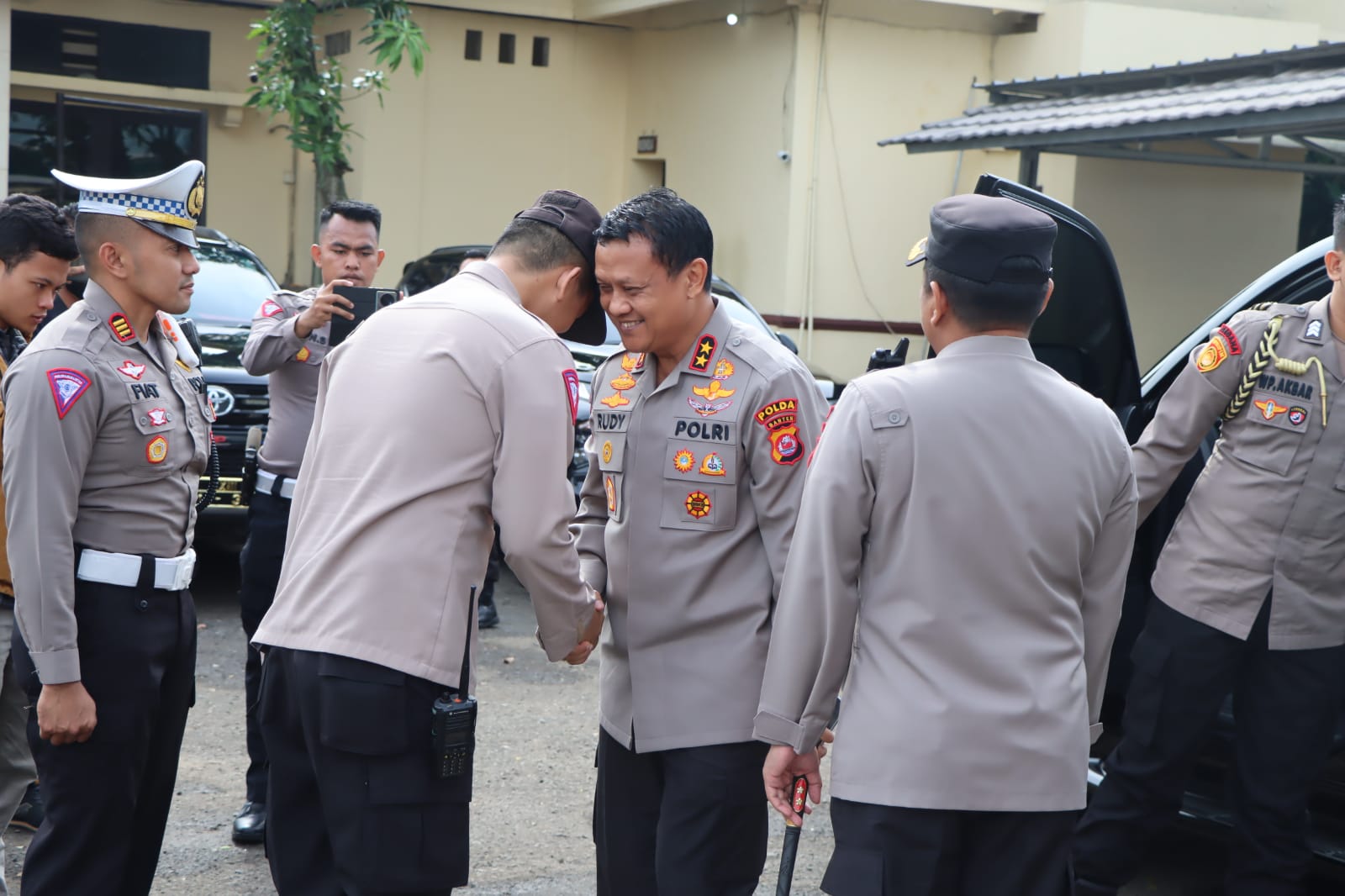 Cek Kesiapan Personel Amankan Pilkades Lebak, Kapolda Banten Kunjungi Polsek Rangkasbitung