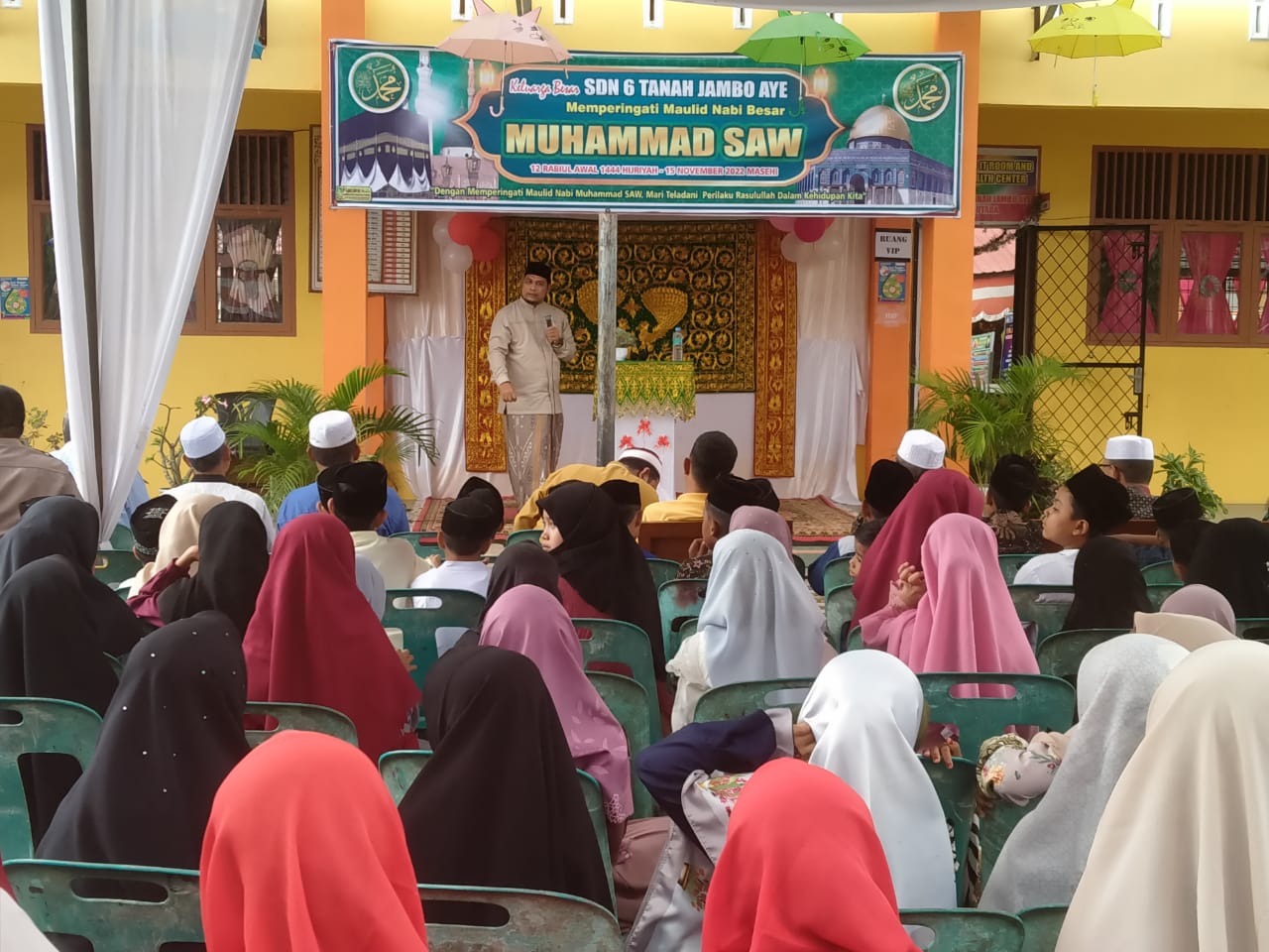 TGK. MUSLYADI PENCERAMAH PERINGATAN MAULID NABI BESAR MUHAMMAD. SAW SDN. 6 TANOH JAMBO AYE